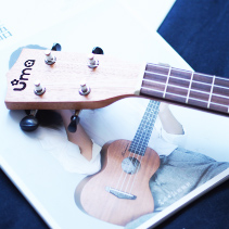 小孩子呵呵的笑声