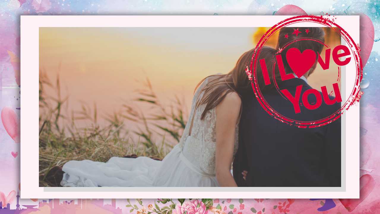 红玫瑰花瓣创意简洁PPT模板