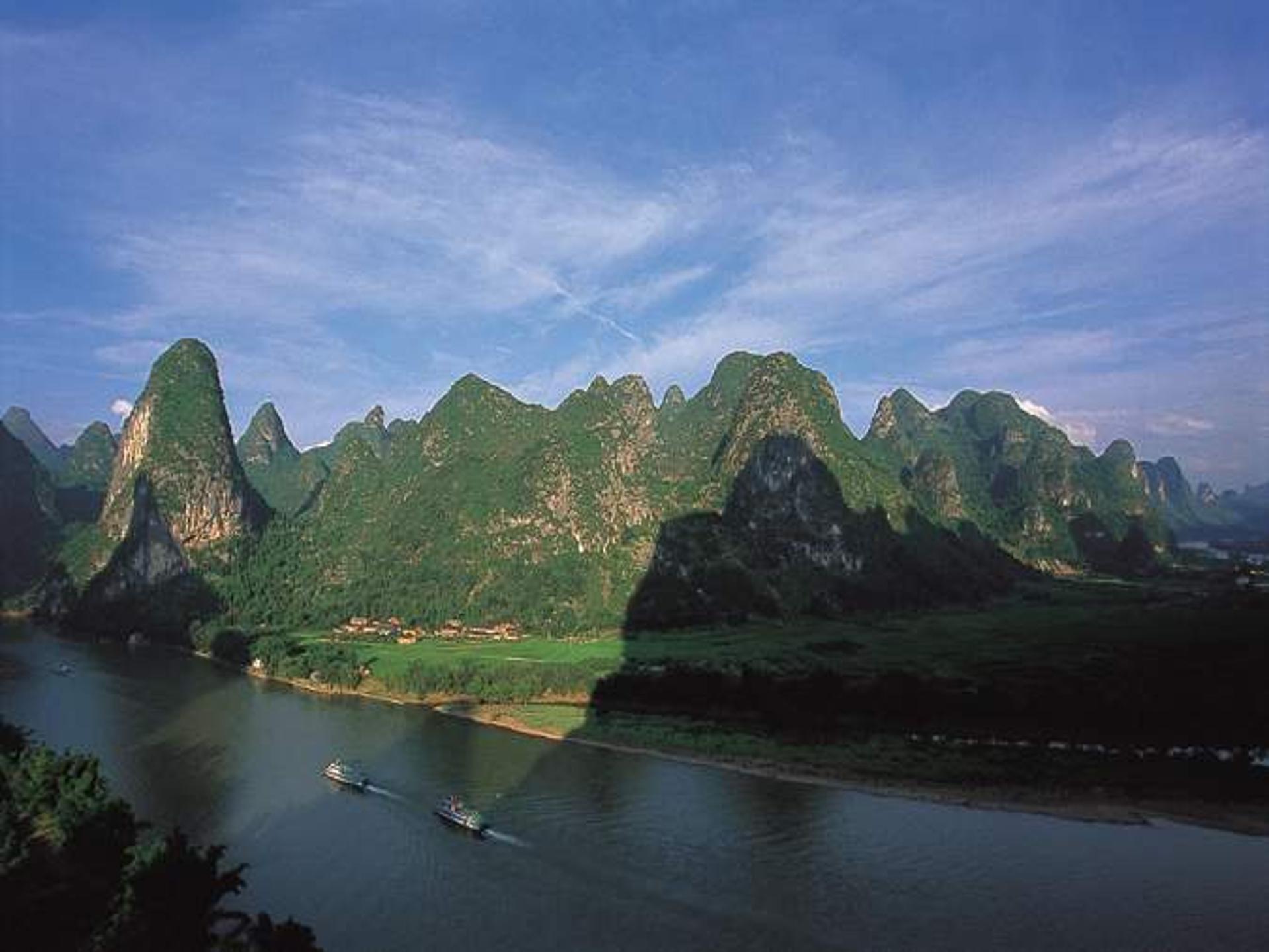 优秀桂林山水的ppt课件