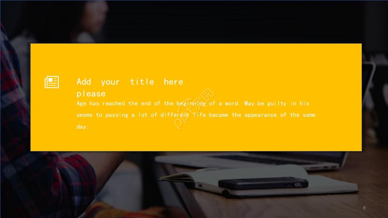 电脑背景的国外PPT模板