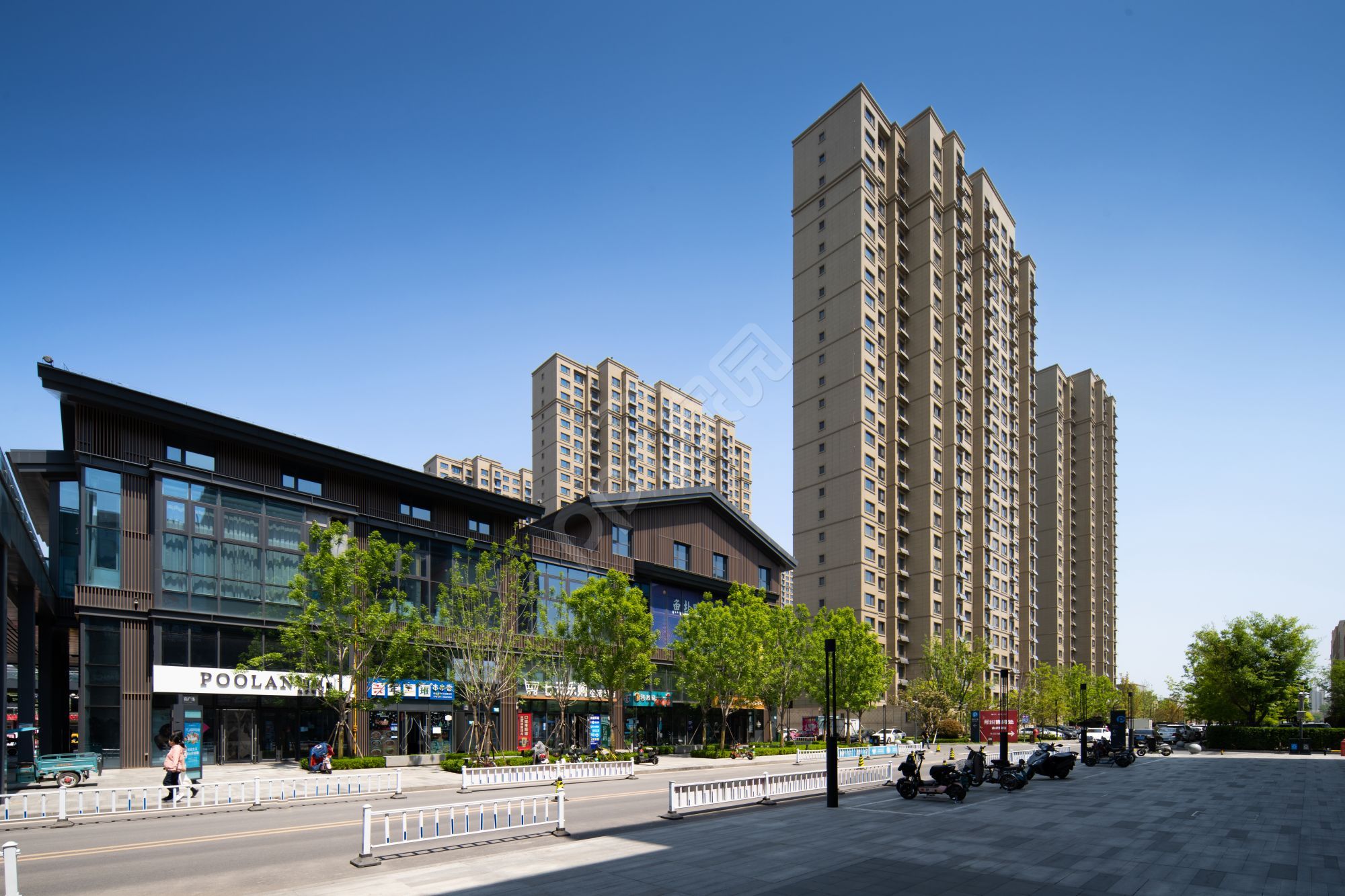 商业建筑商业建筑设计商业大厦ppt背景图片