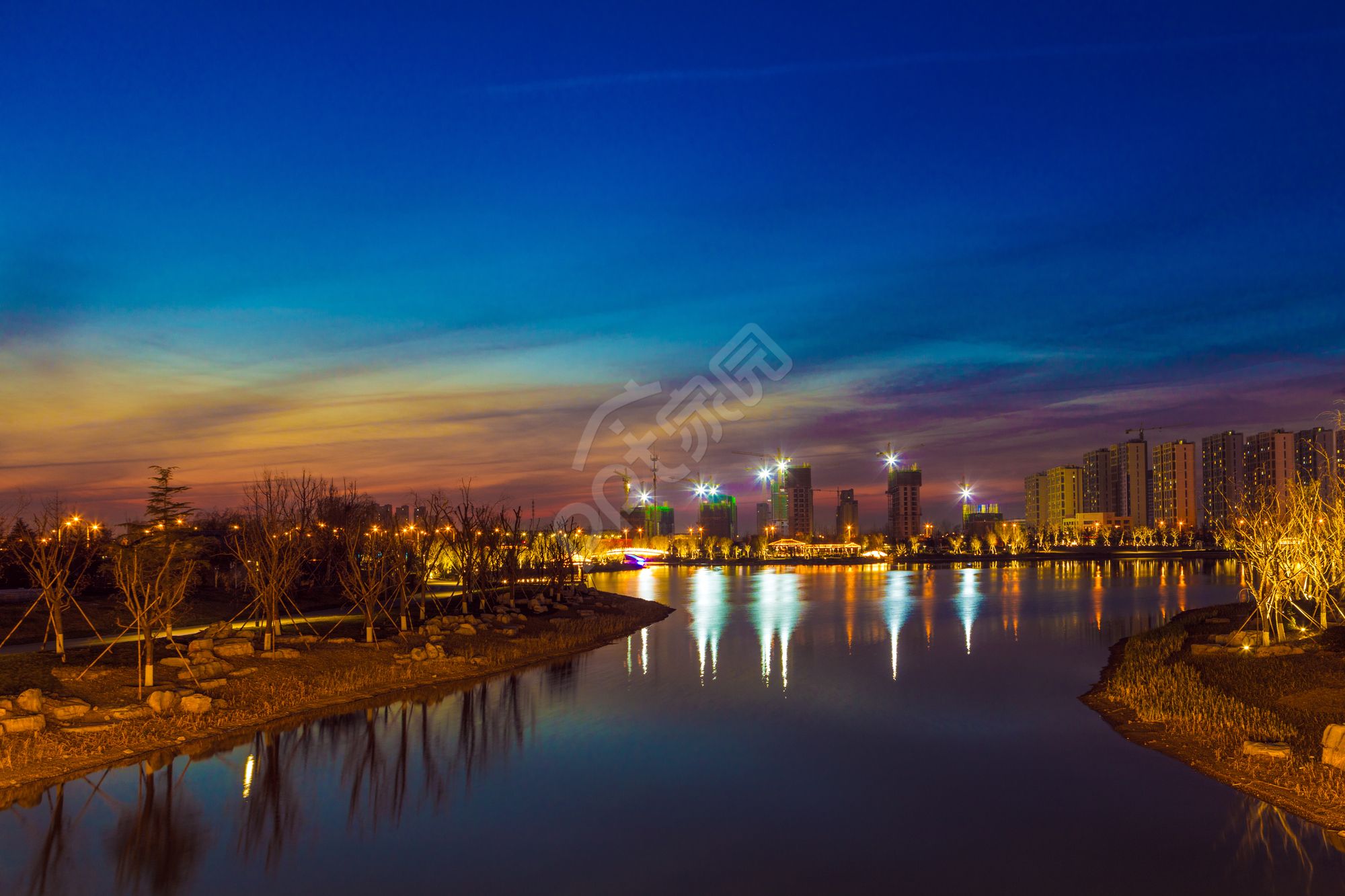 建筑工地安全ppt背景图片