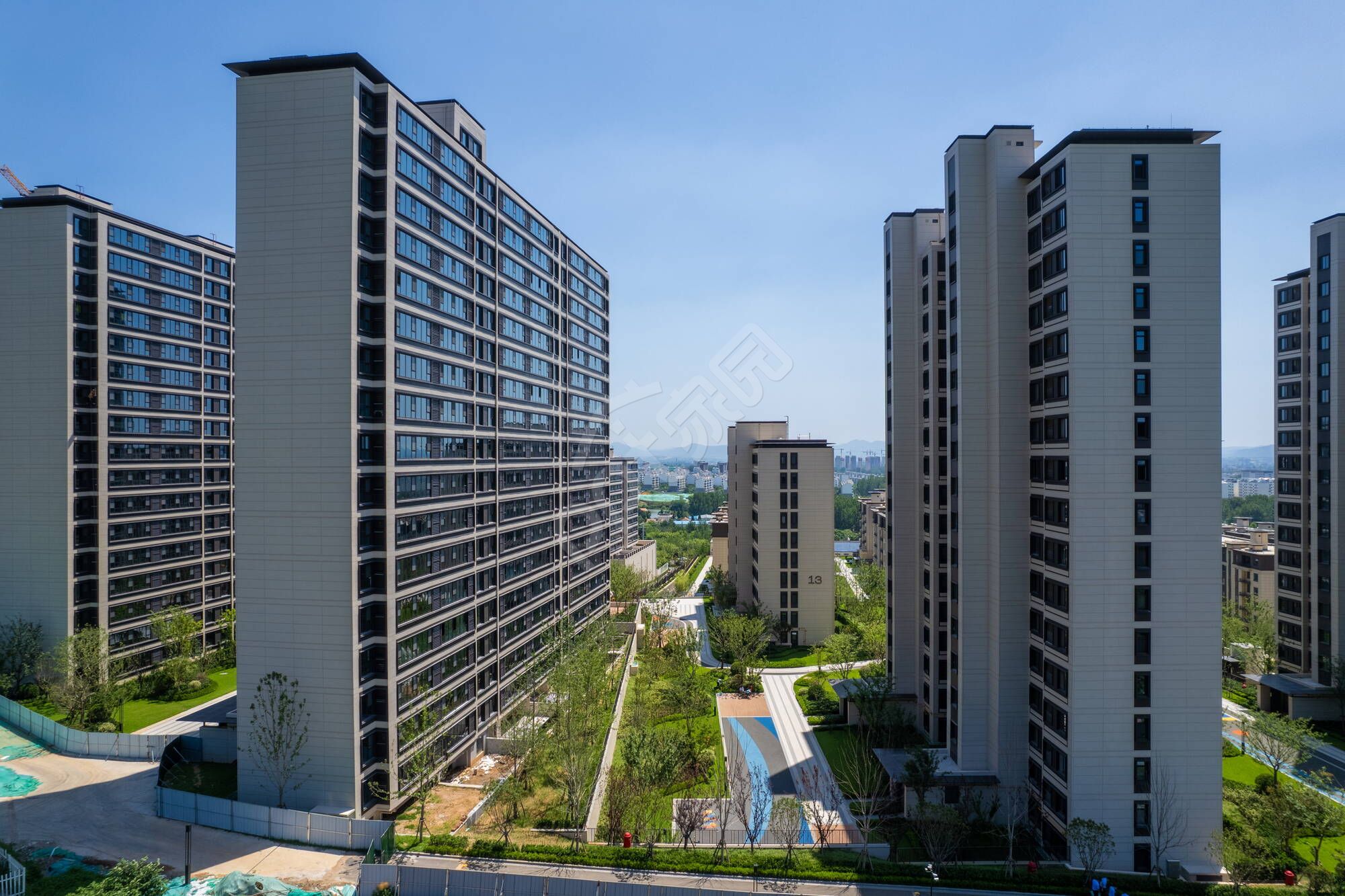 现代建筑建筑工程高层建筑ppt背景图片