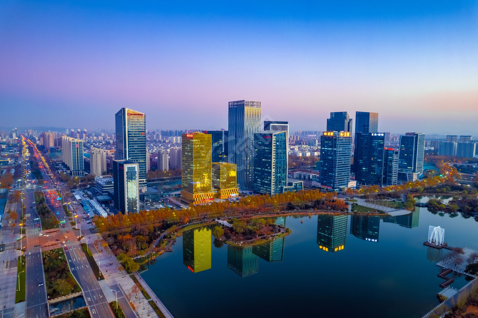 简约高层建筑PPT背景图片