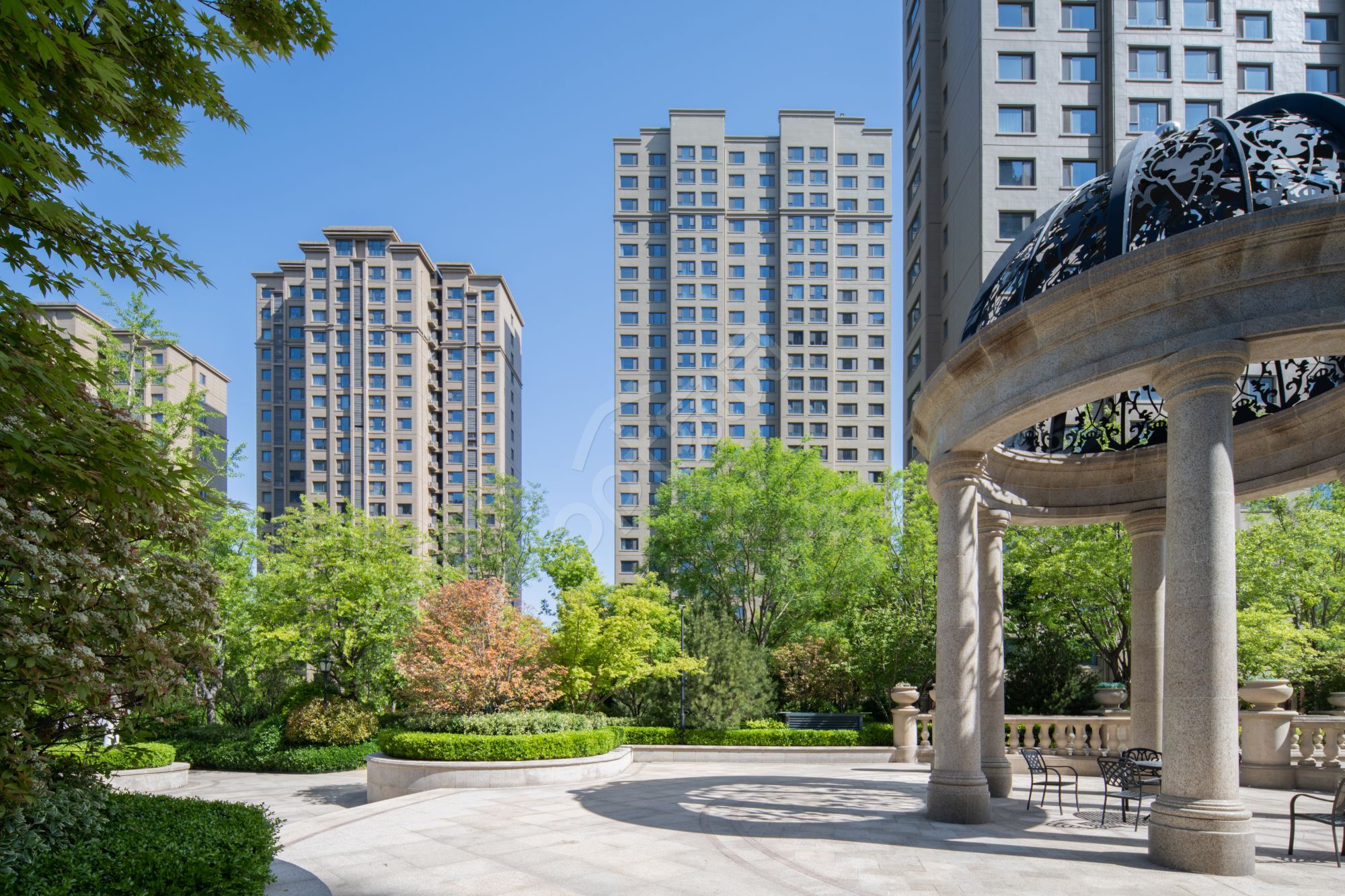 科技感城市建筑建筑介绍ppt背景图片