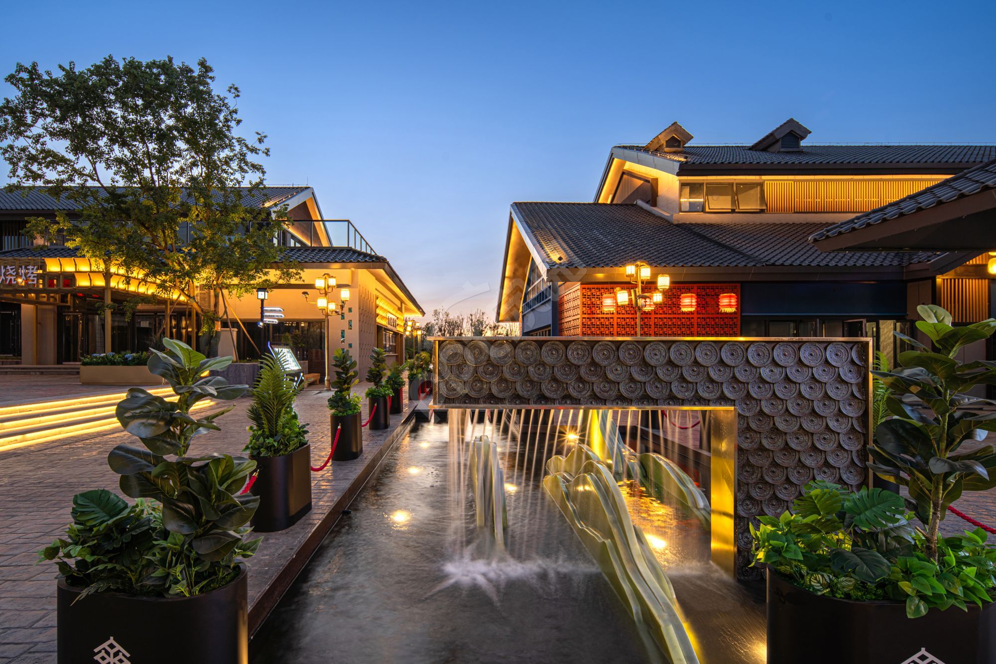 城市古风街道建筑商务合作PPT背景图片