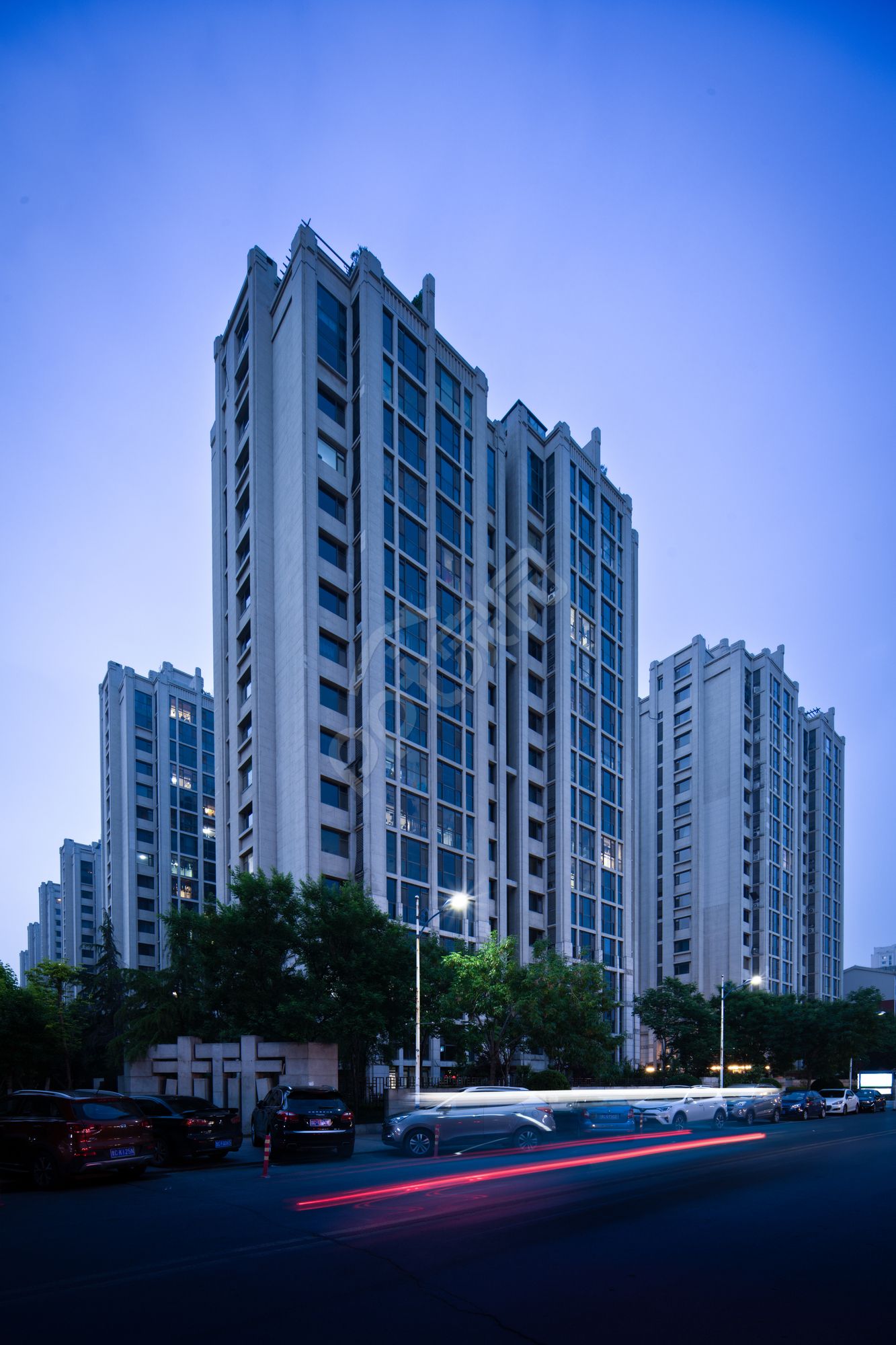 商务简约风建筑大厦ppt背景图片