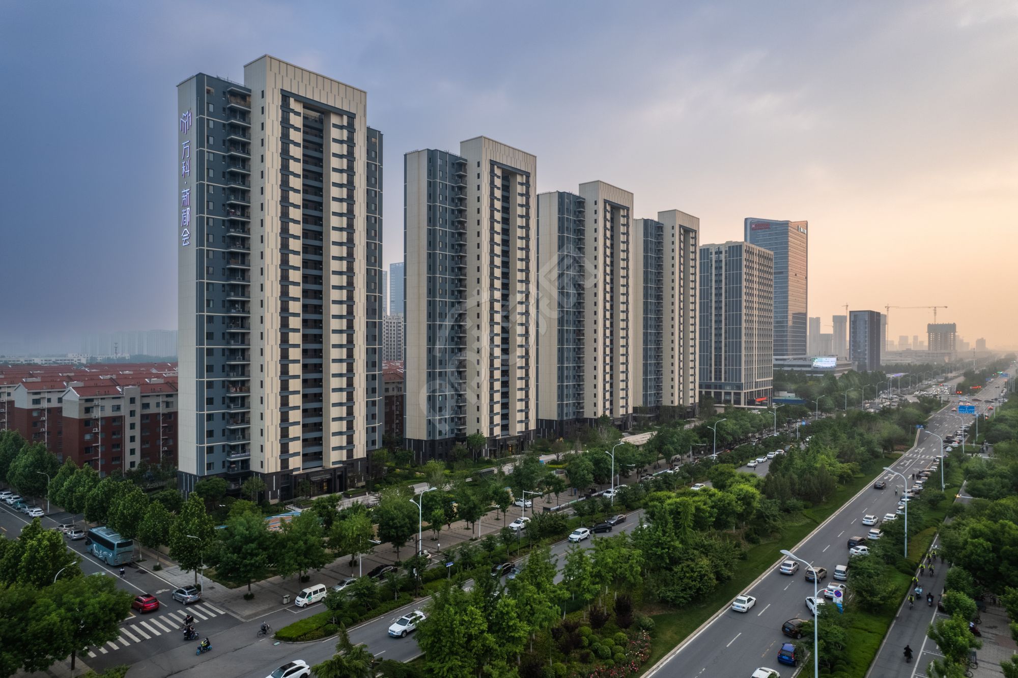现代城市建筑高楼商务ppt高清背景鸟瞰图