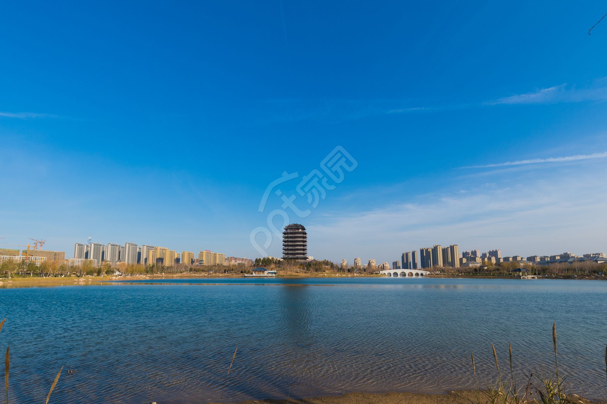 建筑工程工作汇报PPT背景图模板