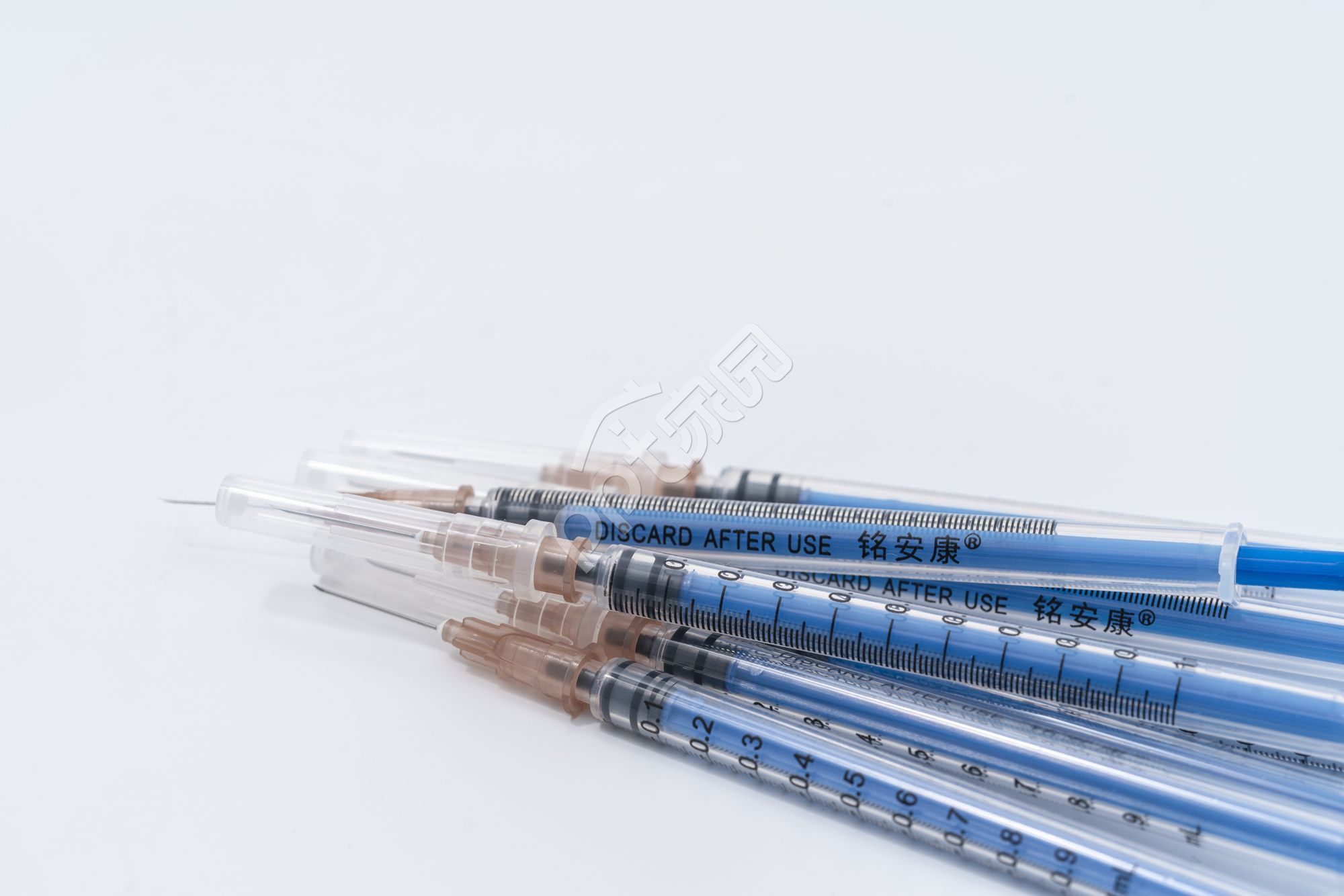 简约蓝色医疗ppt模板背景图片