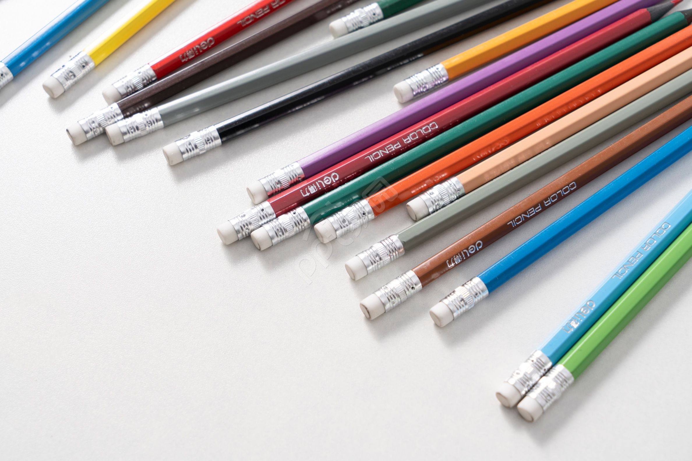 学习用品笔记本和笔ppt素材