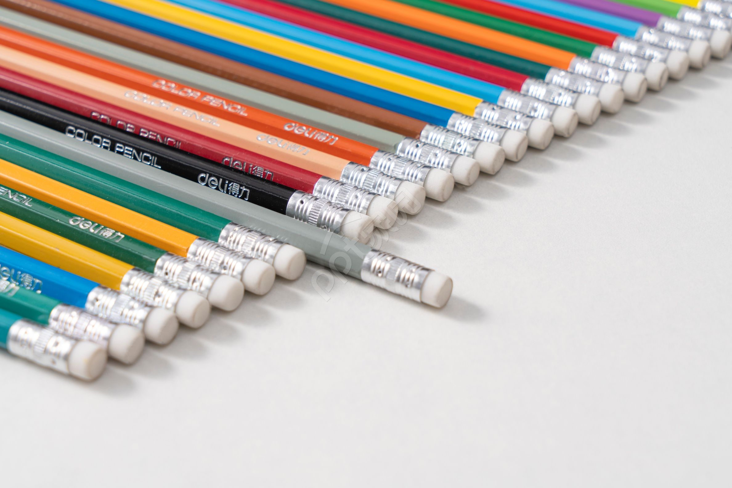 彩色铅笔PPT图片素材