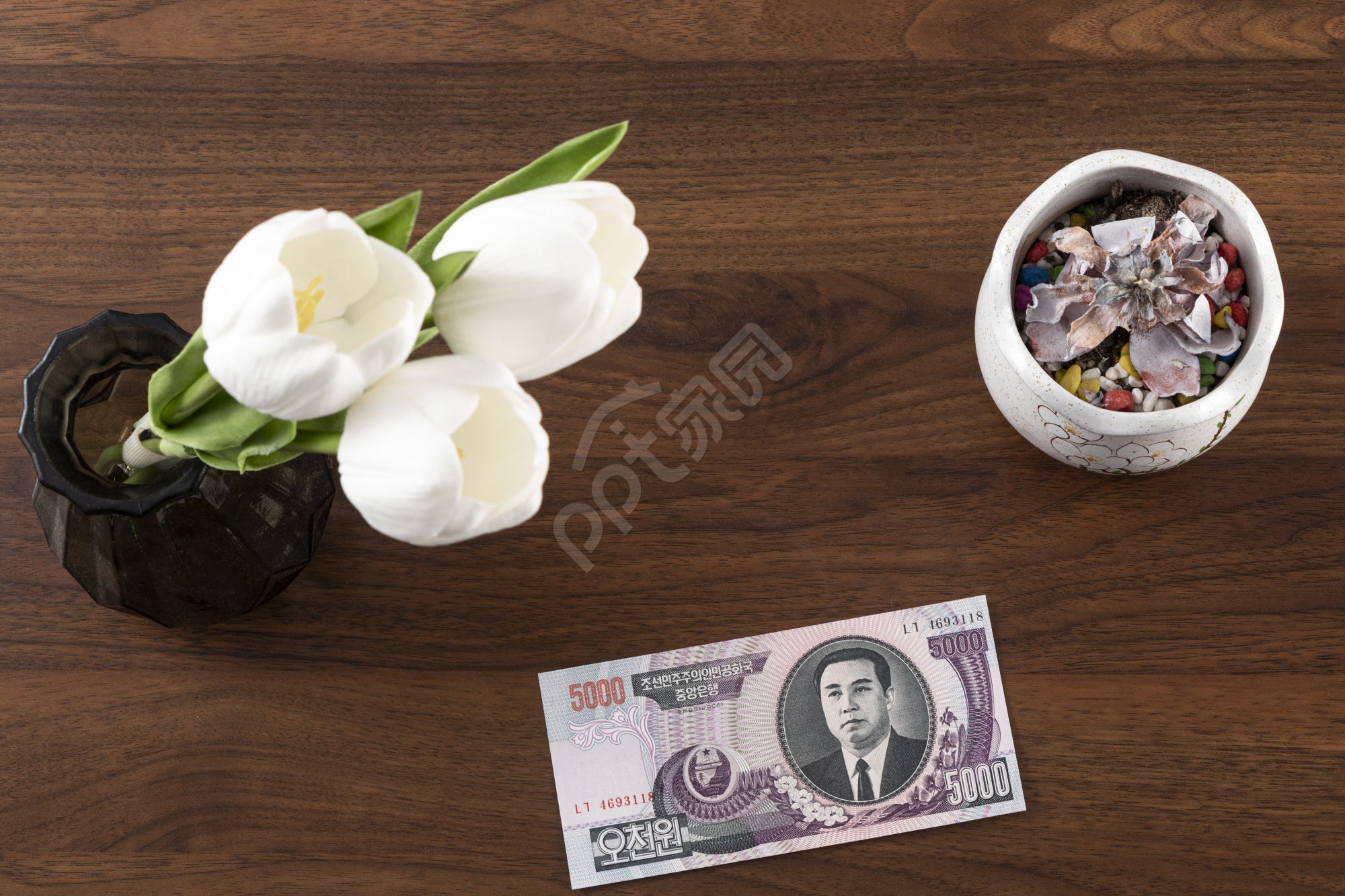 红白商务精美PPT背景图模板