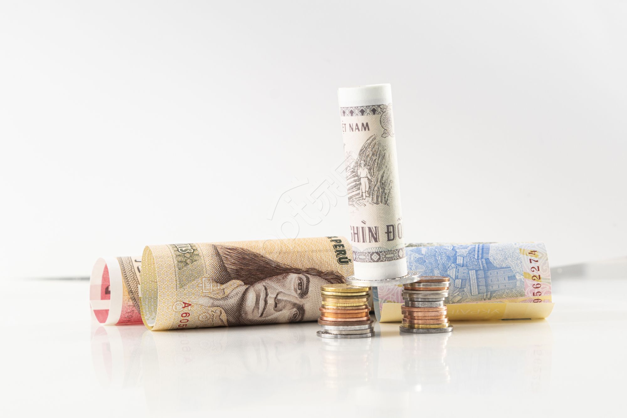 灰蓝稳重大气商务风PPT背景图片