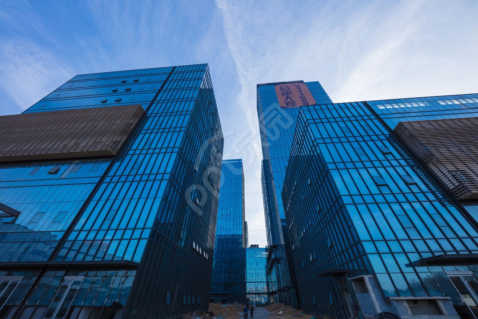 ppt大气背景图片商务